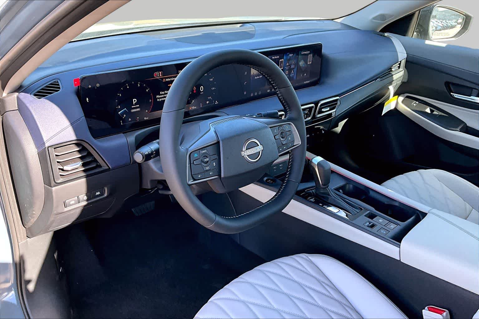 2026 Nissan Sentra SL - 9