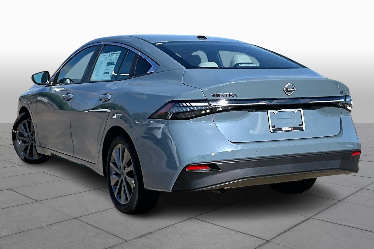 2026 Nissan Sentra SL - 6