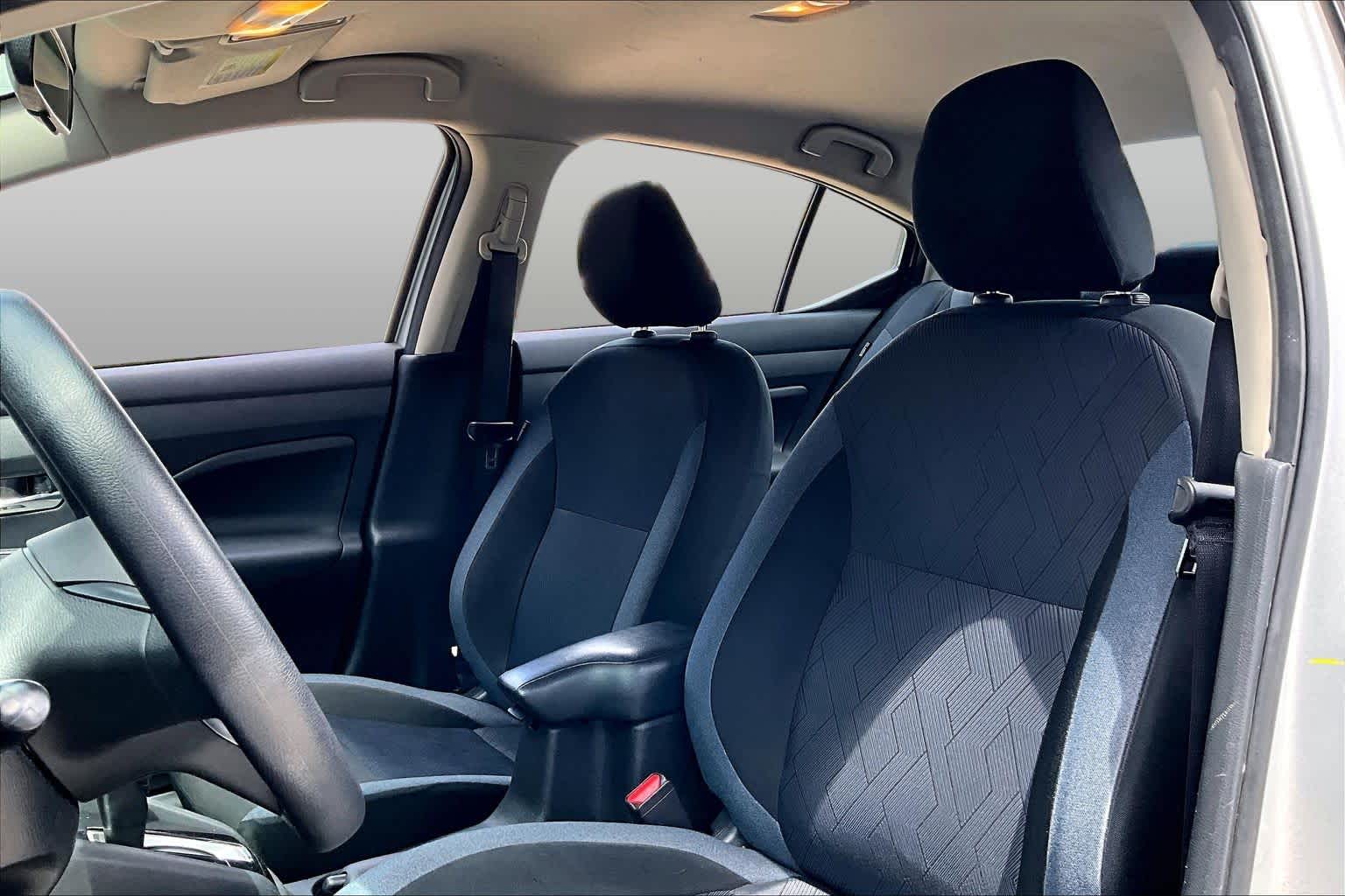2024 Nissan Versa SV - 7