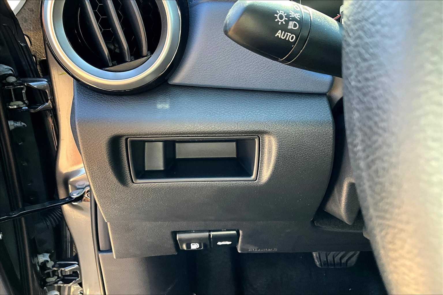2025 Nissan Versa SV Gun Metallic at Sterling McCall Nissan