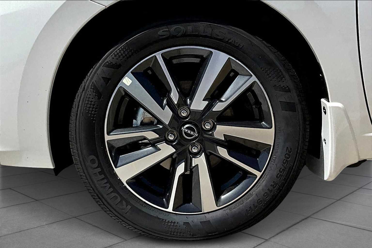 2025 Nissan Versa SV Aspen White Tricoat at AutoNation USA Katy