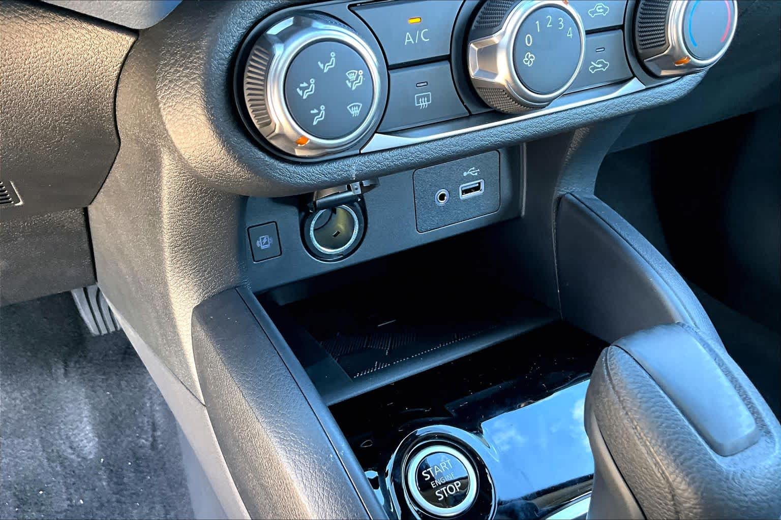 2025 Nissan Versa SV Aspen White Tricoat at HGreg Houston