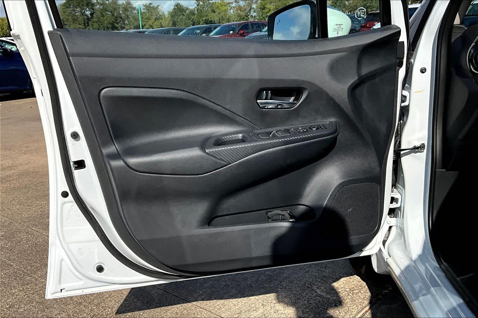 2025 Nissan Versa SV Aspen White Tricoat at Sterling McCall Nissan