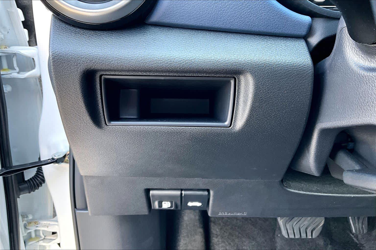 2025 Nissan Versa SV Aspen White Tricoat at Sterling McCall Nissan