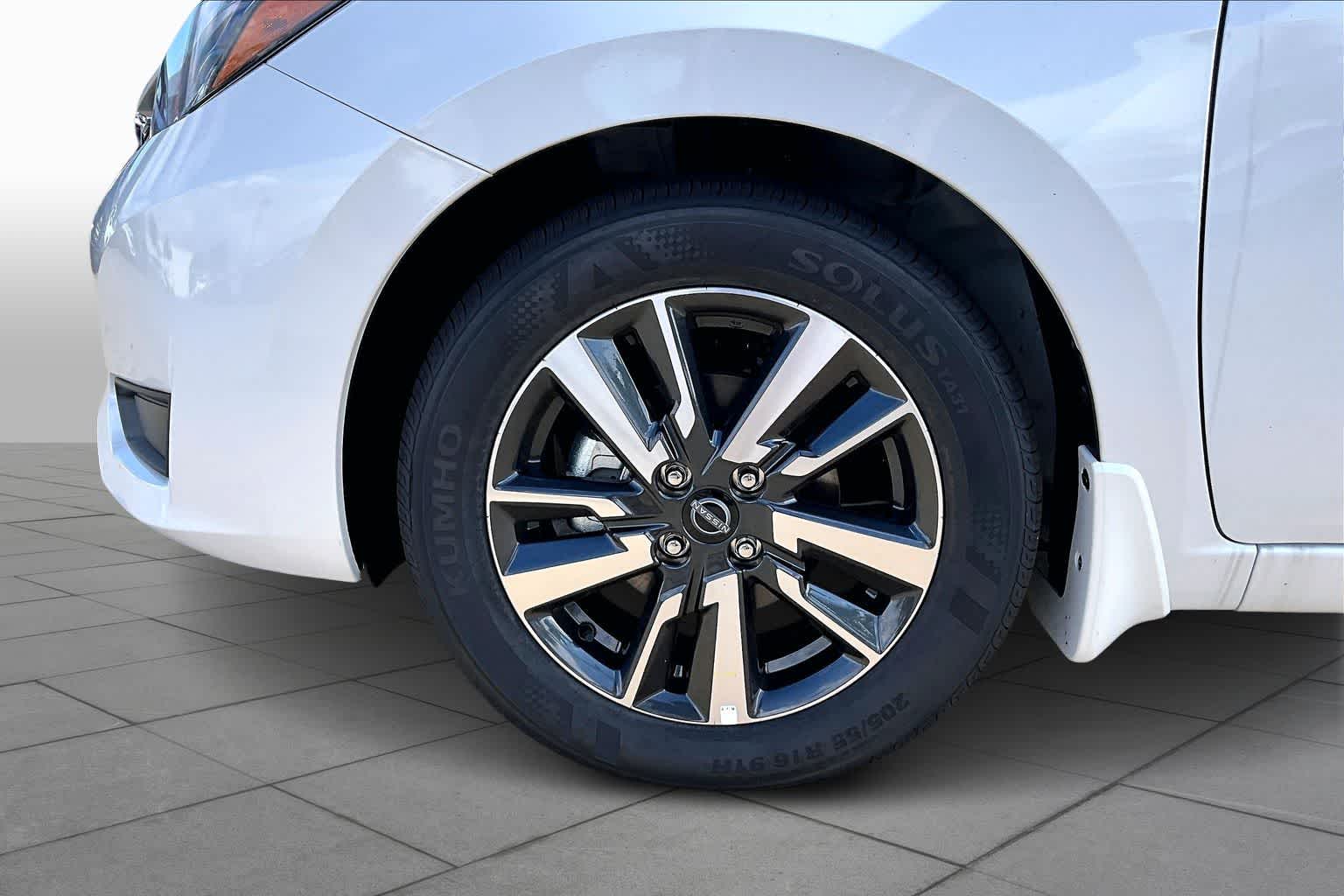 2025 Nissan Versa SV Aspen White Tricoat at Sterling McCall Nissan