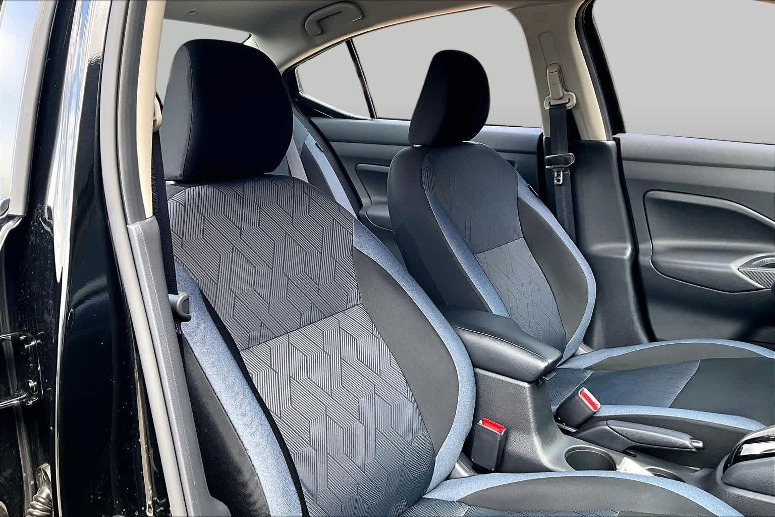 2025 Nissan Versa SV Super Black at Sterling McCall Nissan