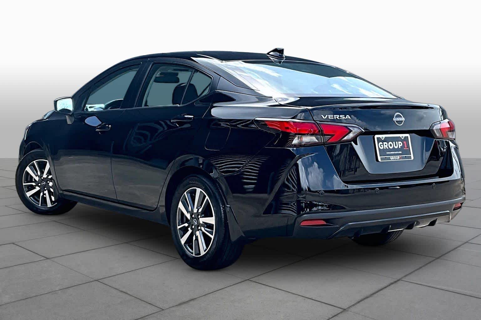 2025 Nissan Versa SV Super Black at Sterling McCall Nissan