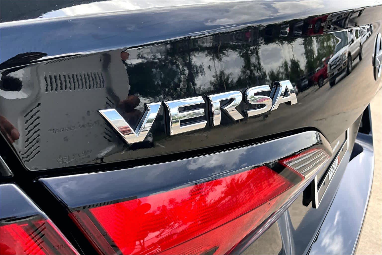 2025 Nissan Versa SV Super Black at Sterling McCall Nissan
