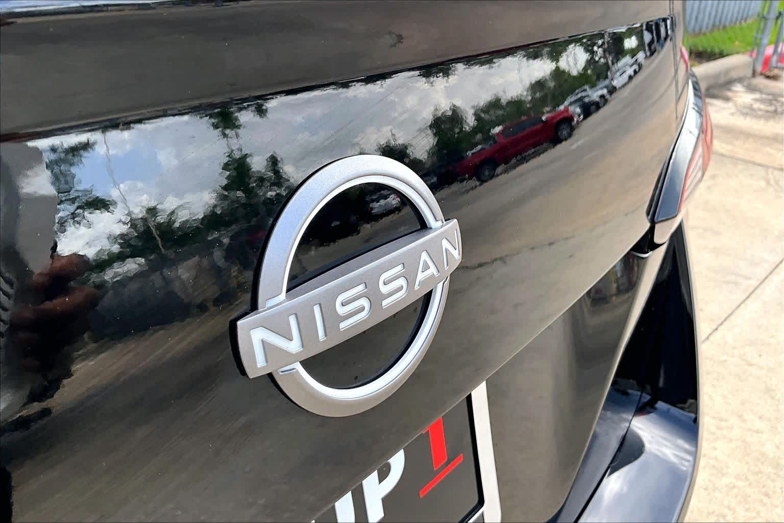 2025 Nissan Versa SV Super Black at Sterling McCall Nissan