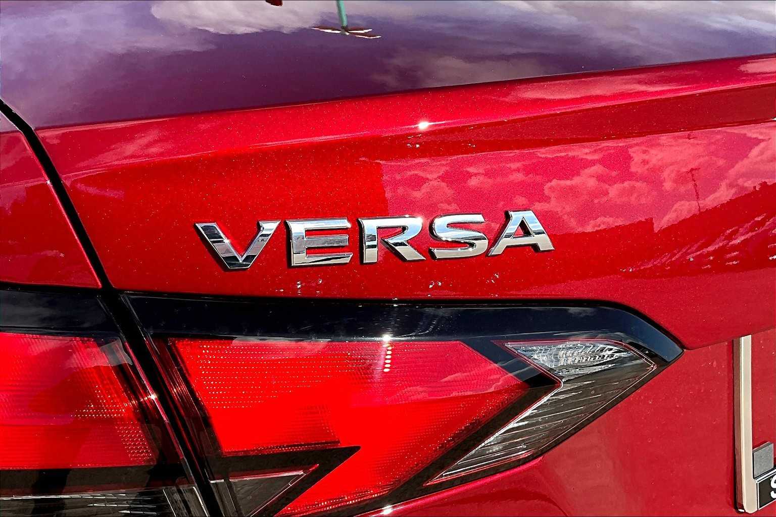 2025 Nissan Versa SV Scarlet Ember Tintcoat at HGreg Houston