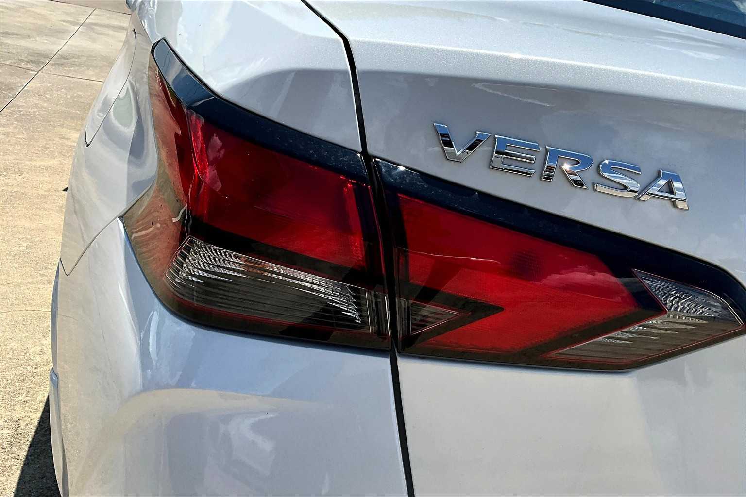 2025 Nissan Versa SV Aspen White Tricoat at Sterling McCall Nissan
