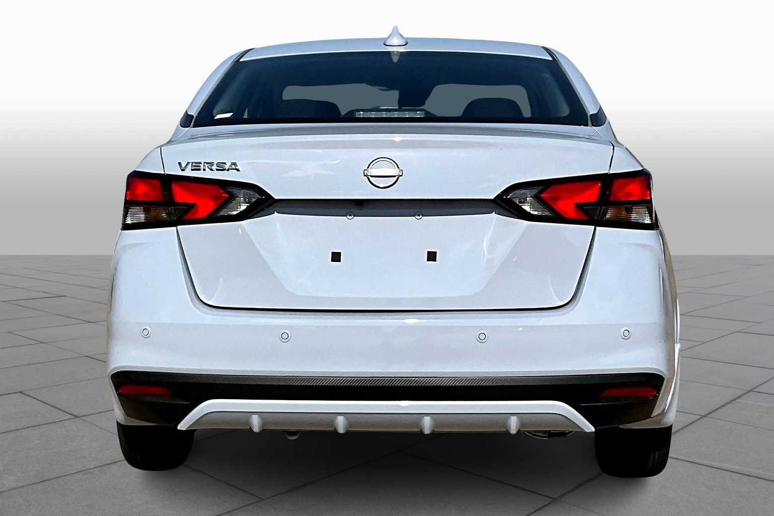 2025 Nissan Versa SV Gray Sky Pearl at HGreg Houston