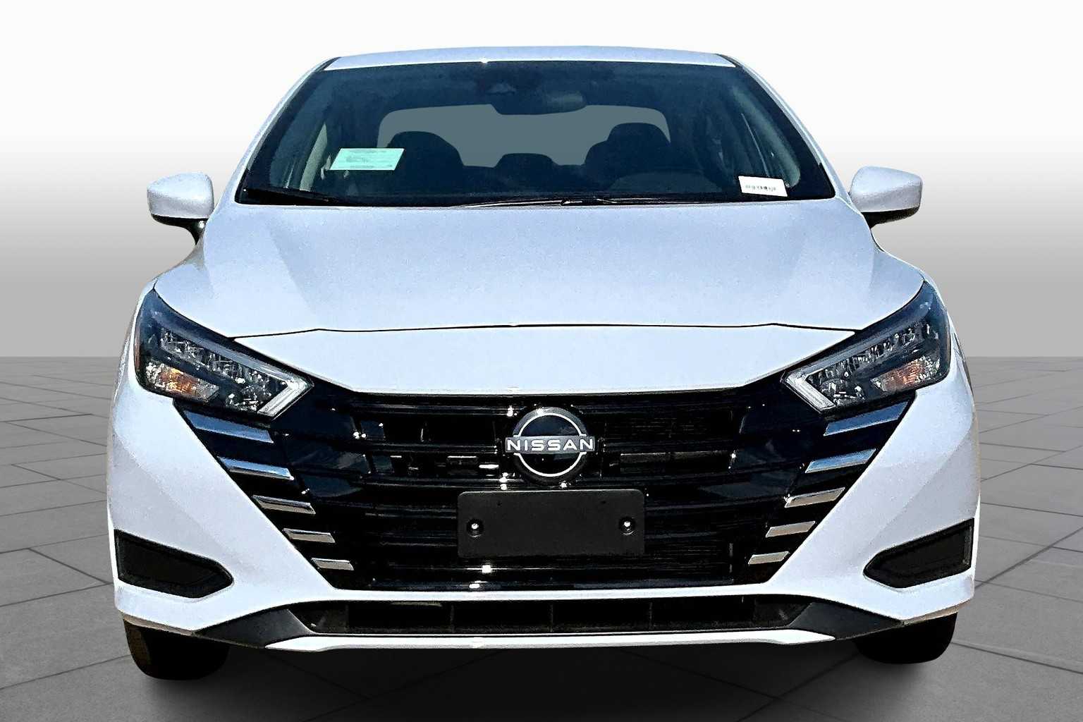 2025 Nissan Versa SV Gray Sky Pearl at HGreg Houston