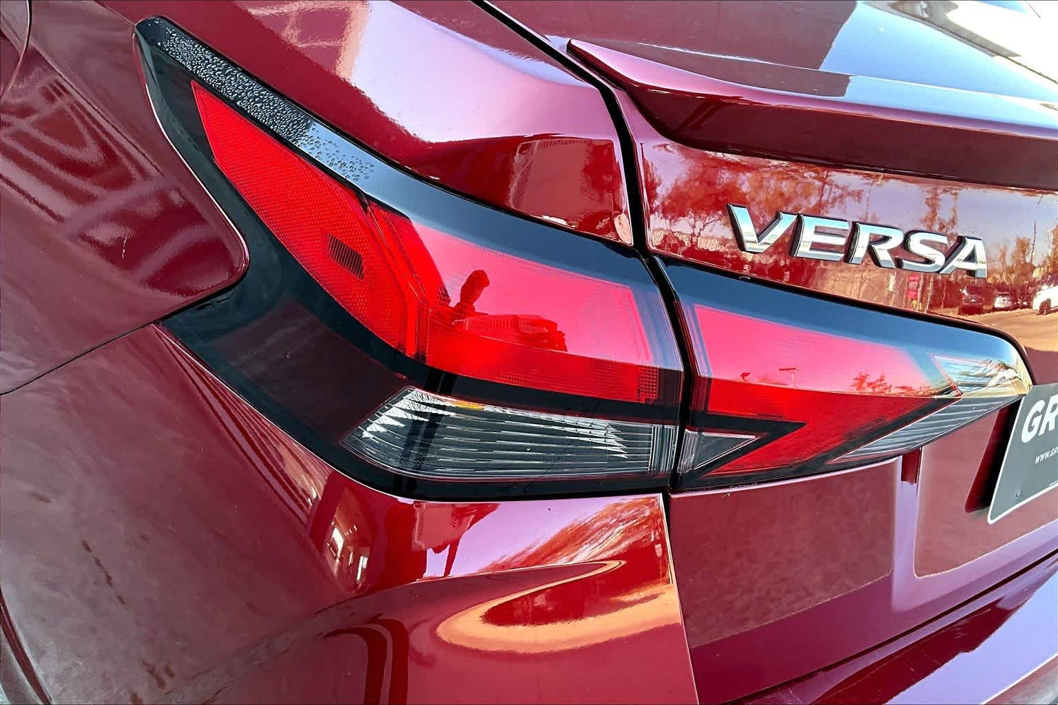 2022 Nissan Versa SR Scarlet Ember Tintcoat at Ron Craft Chevrolet Cadillac