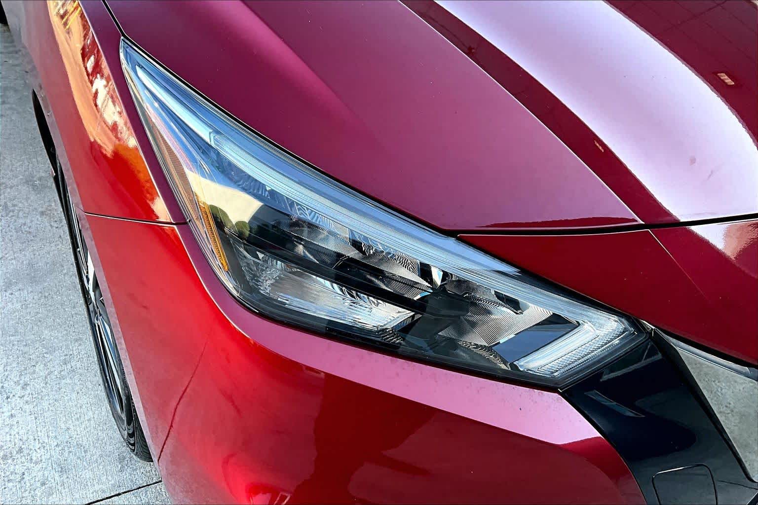 2022 Nissan Versa SR Scarlet Ember Tintcoat at Ron Craft Chevrolet Cadillac