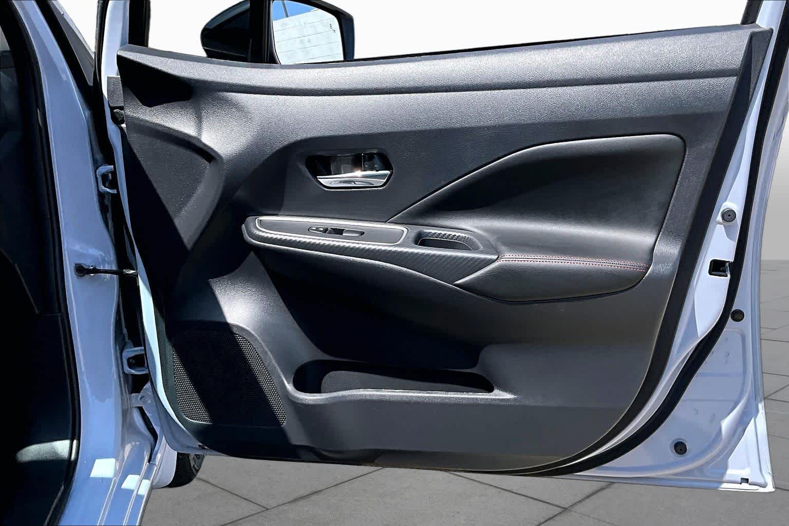 2025 Nissan Versa SR Gray Sky Pearl at Sterling McCall Nissan