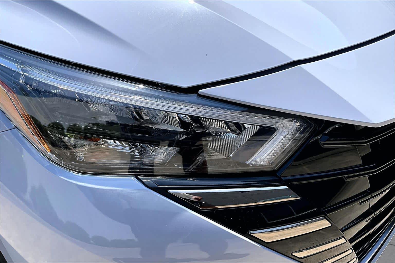 2025 Nissan Versa SR Gray Sky Pearl at Sterling McCall Nissan
