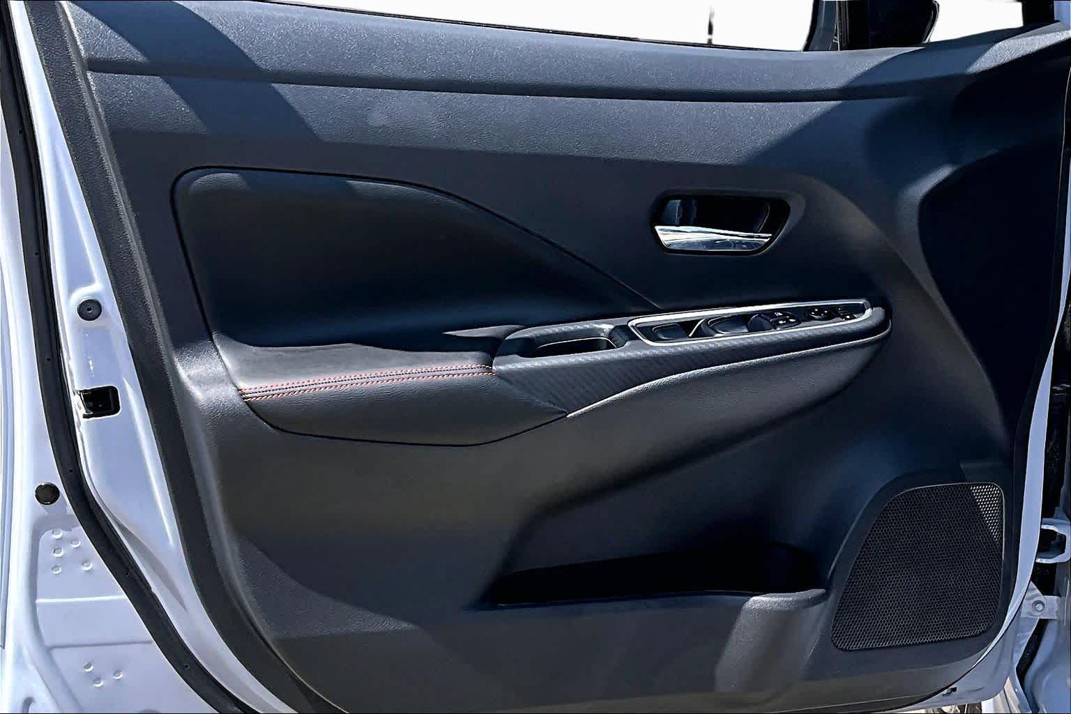 2025 Nissan Versa SR Gray Sky Pearl at Sterling McCall Nissan