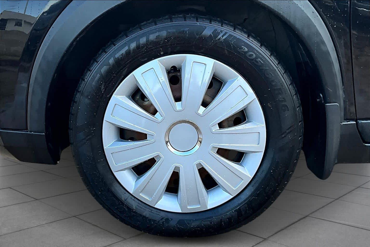 2020 Nissan Kicks S Super Black at Sterling McCall Nissan