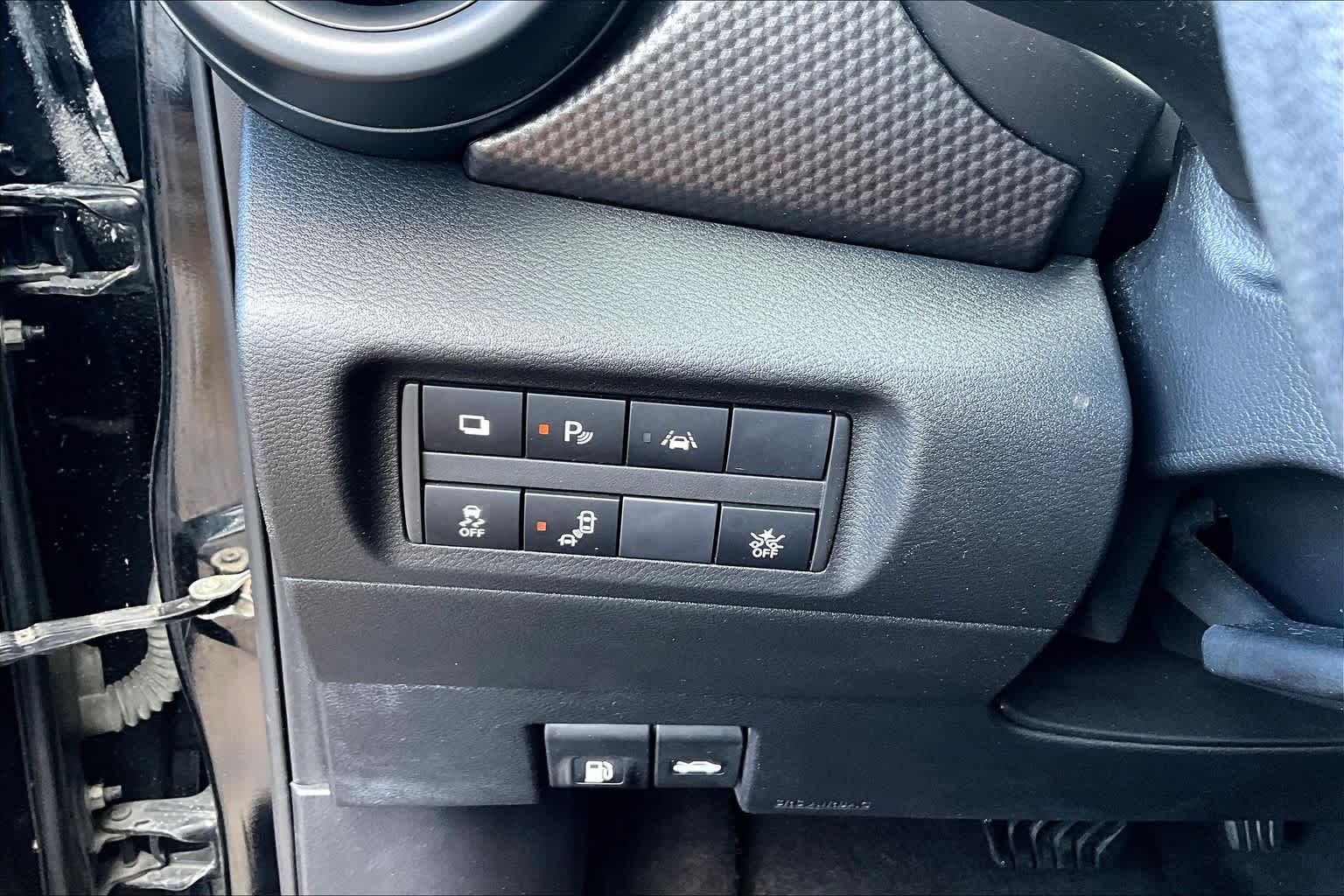 2020 Nissan Kicks S Super Black at Sterling McCall Nissan