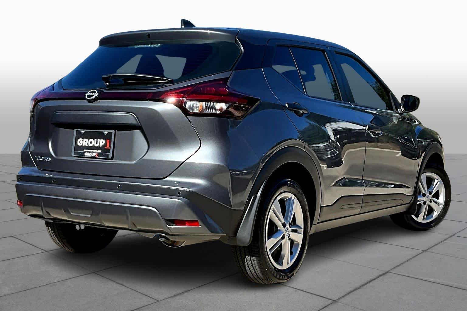 2025 Nissan Kicks Play S - 10