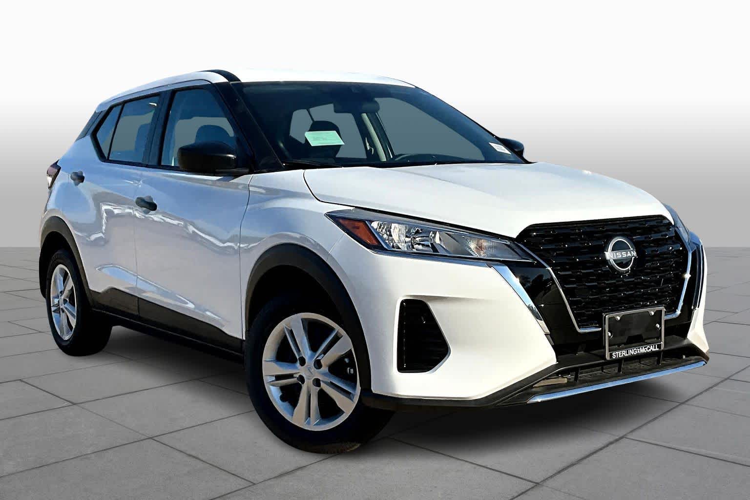 2025 Nissan Kicks Play S Fresh Powder at Sterling McCall Nissan