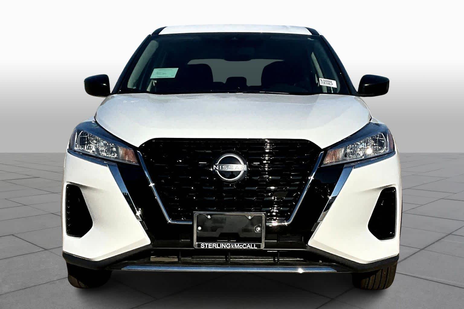 2025 Nissan Kicks Play S Fresh Powder at Sterling McCall Nissan