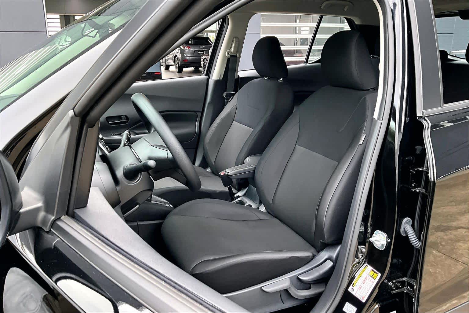 2025 Nissan Kicks Play S - 6