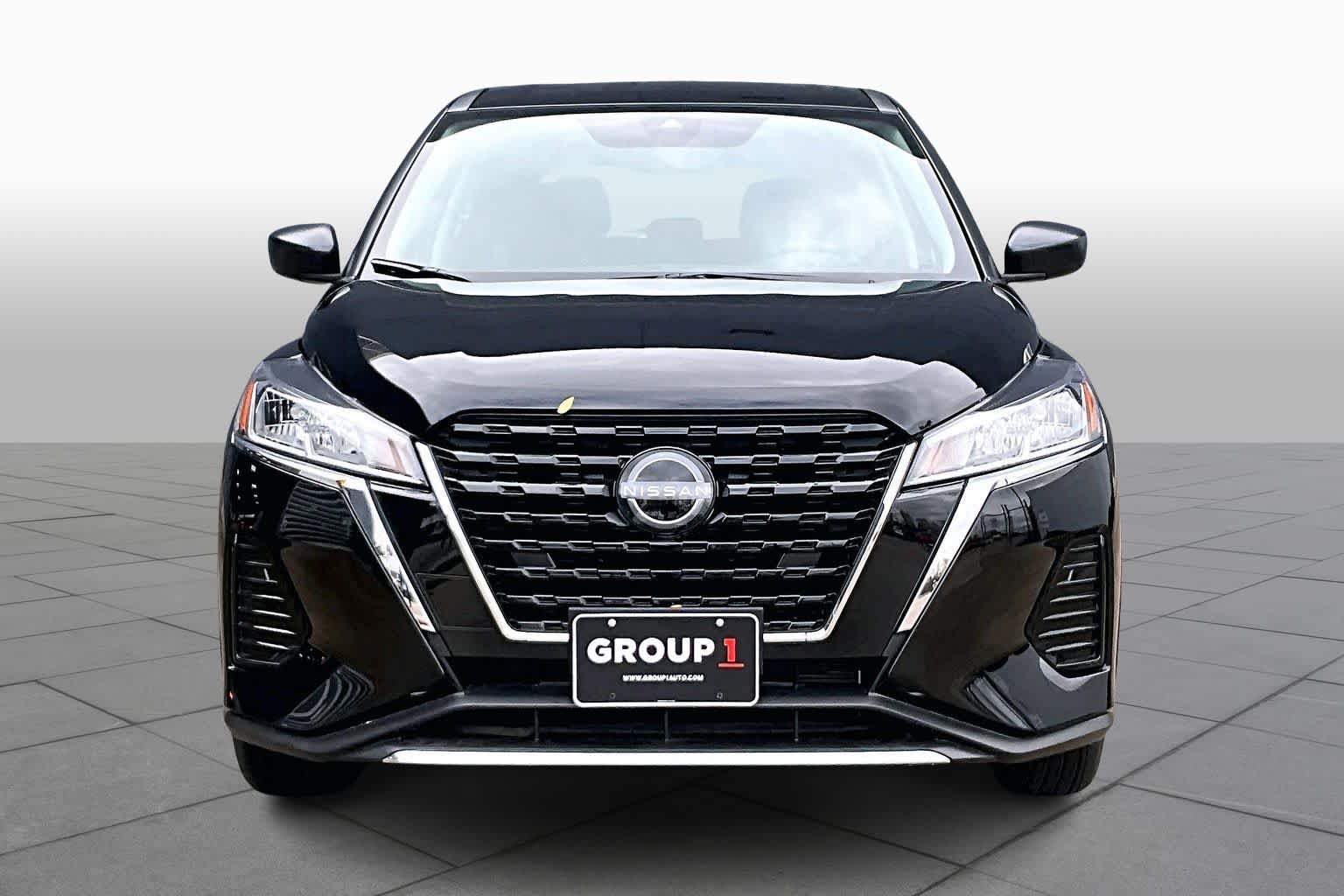 2025 Nissan Kicks Play S - 2