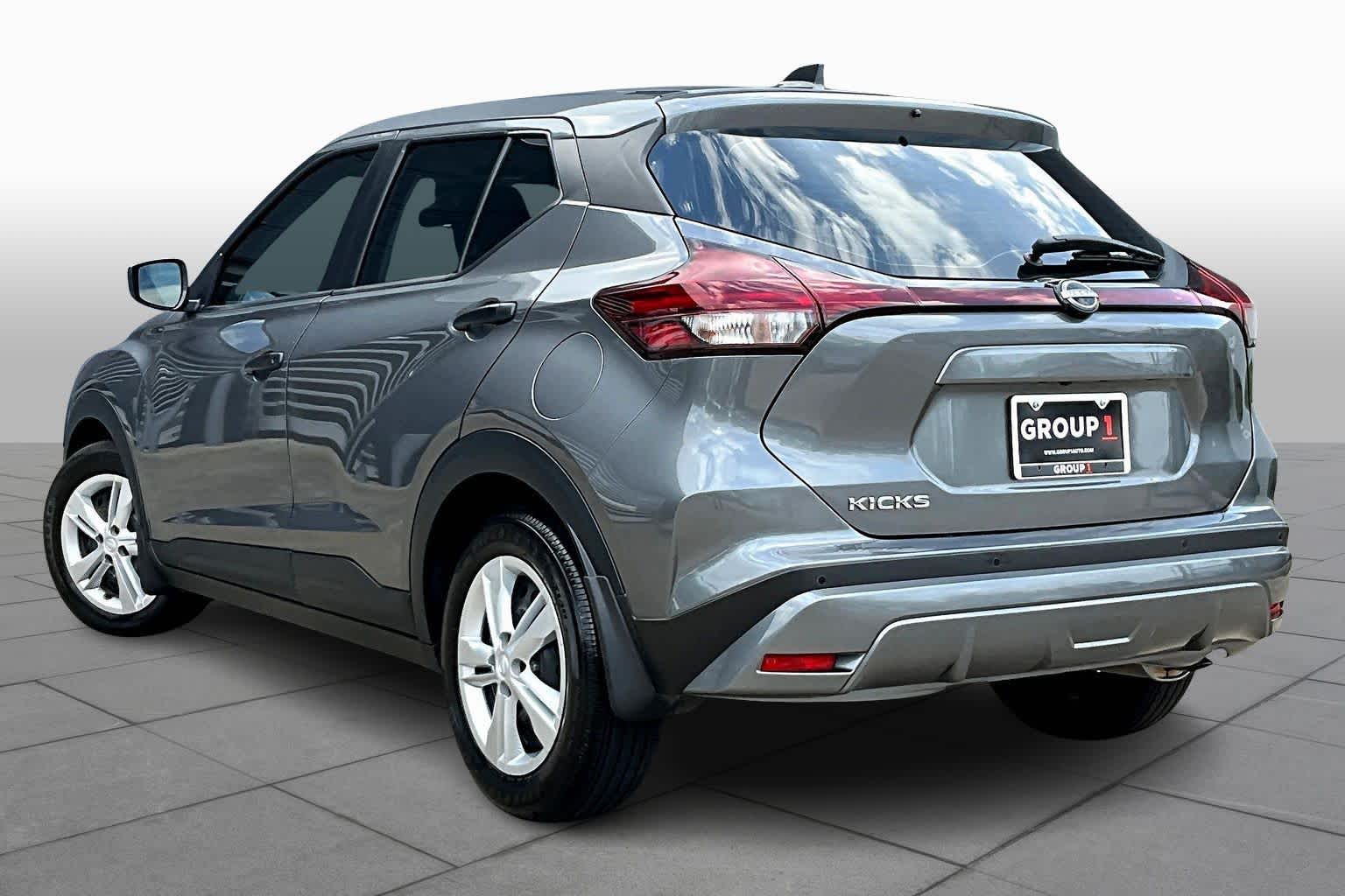 2025 Nissan Kicks Play S - 9