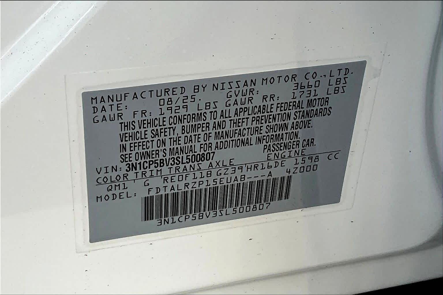 2025 Nissan Kicks Play S Fresh Powder at Sterling McCall Nissan