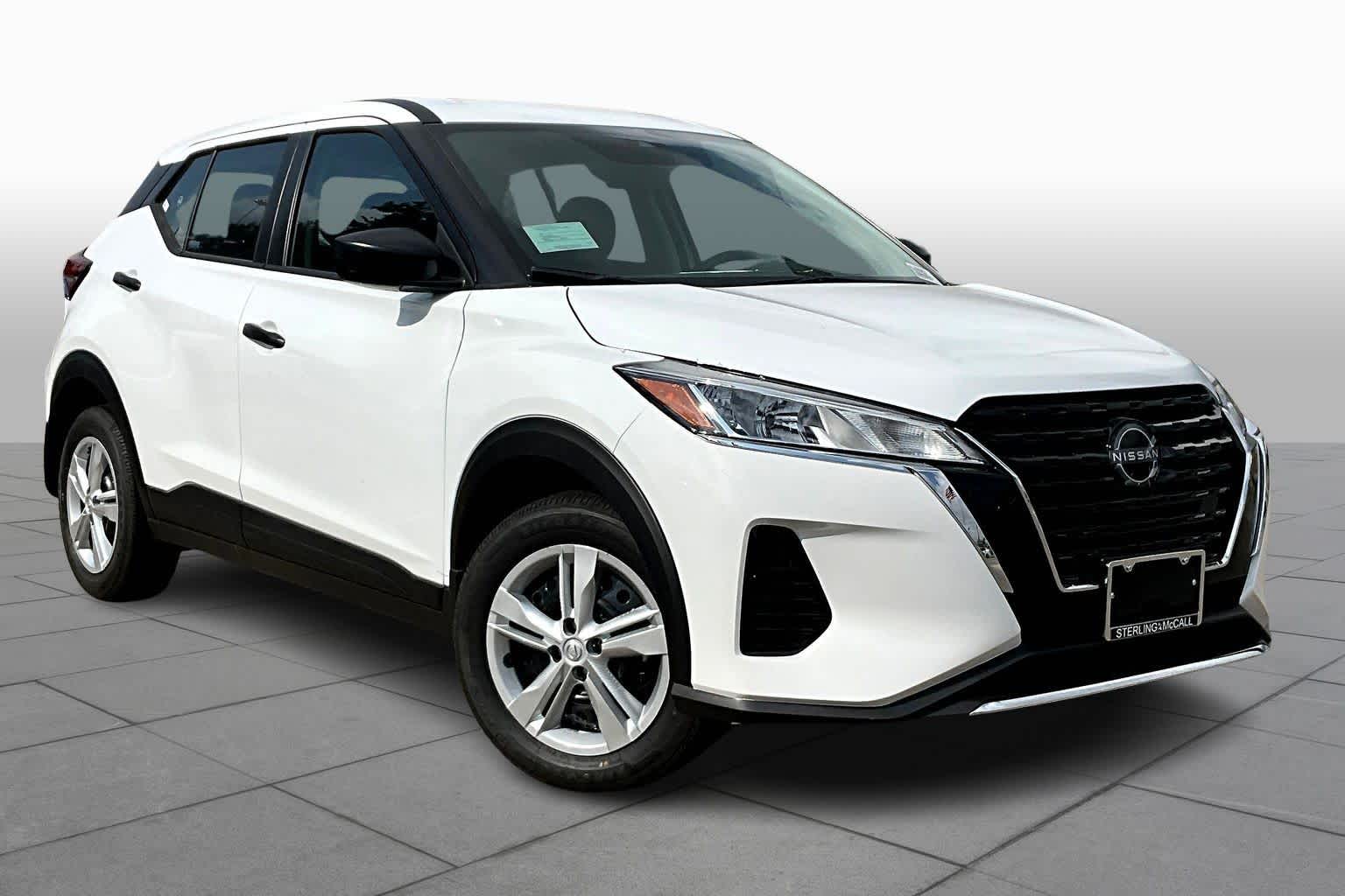 2025 Nissan Kicks Play S Fresh Powder at Sterling McCall Nissan