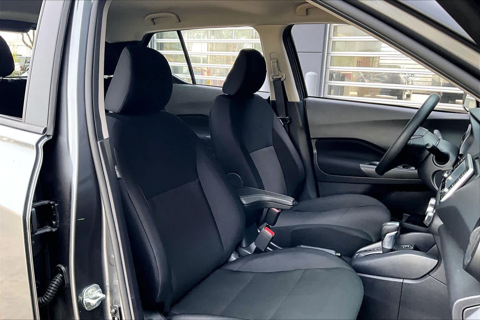 2025 Nissan Kicks Play S - 7