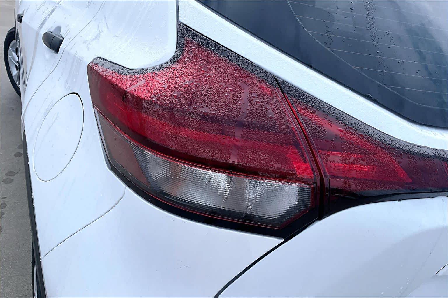 2025 Nissan Kicks Play S Fresh Powder at Sterling McCall Nissan