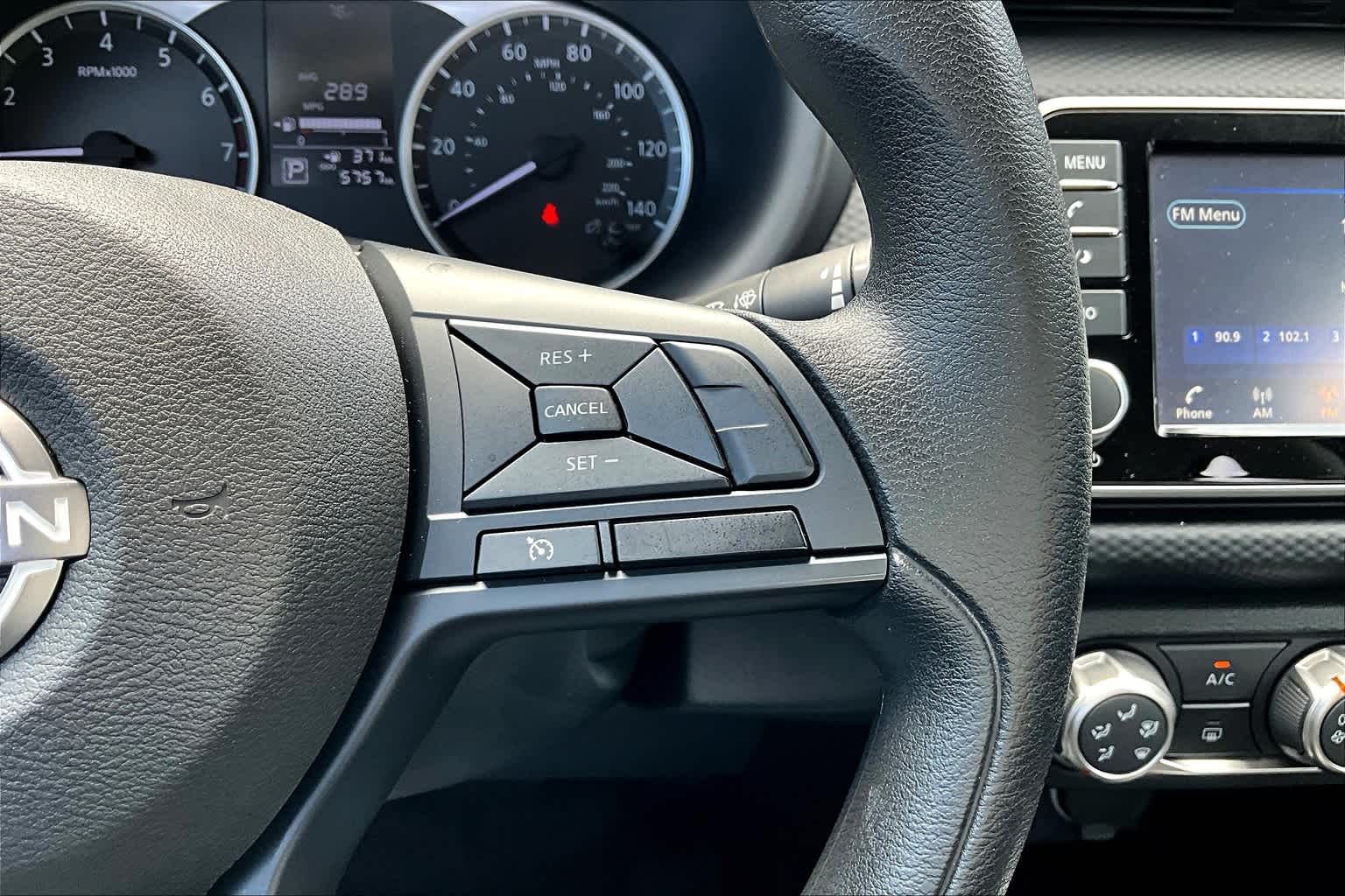 2024 Nissan Kicks photo 23 of 35