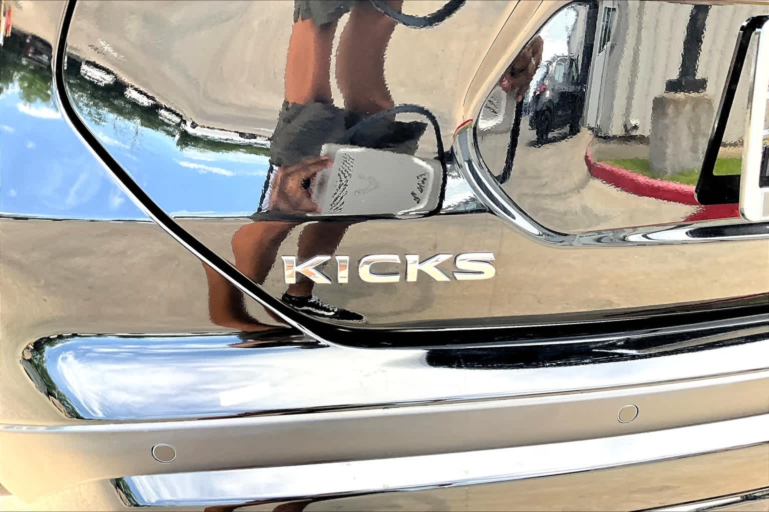 2024 Nissan Kicks photo 29 of 35