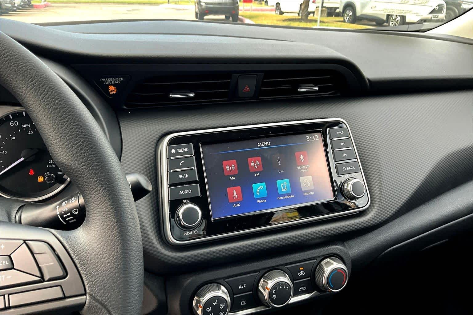 2025 Nissan Kicks Play S Fresh Powder at Sterling McCall Nissan