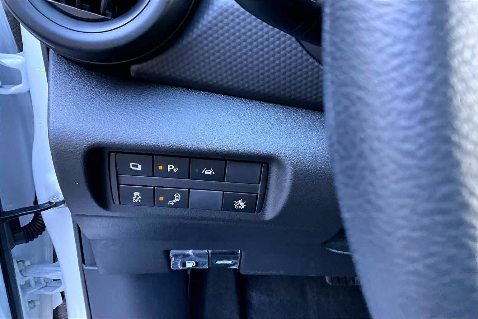 2025 Nissan Kicks Play S Fresh Powder at Sterling McCall Nissan