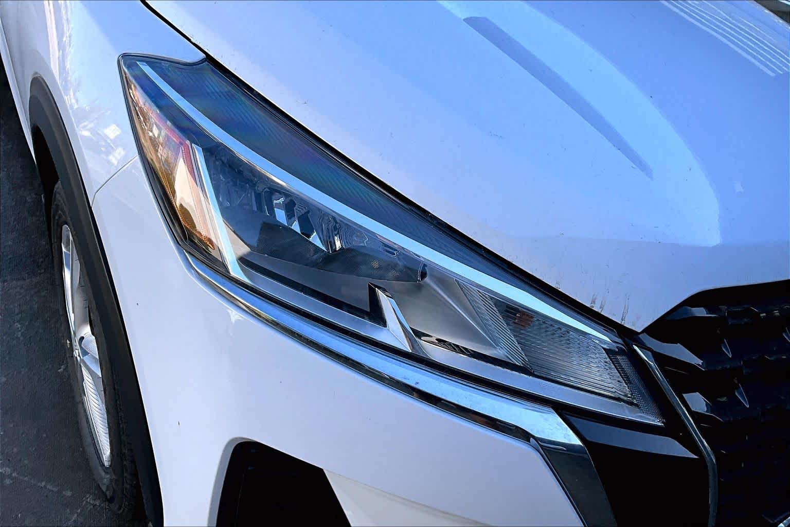 2025 Nissan Kicks Play S Fresh Powder at Sterling McCall Nissan