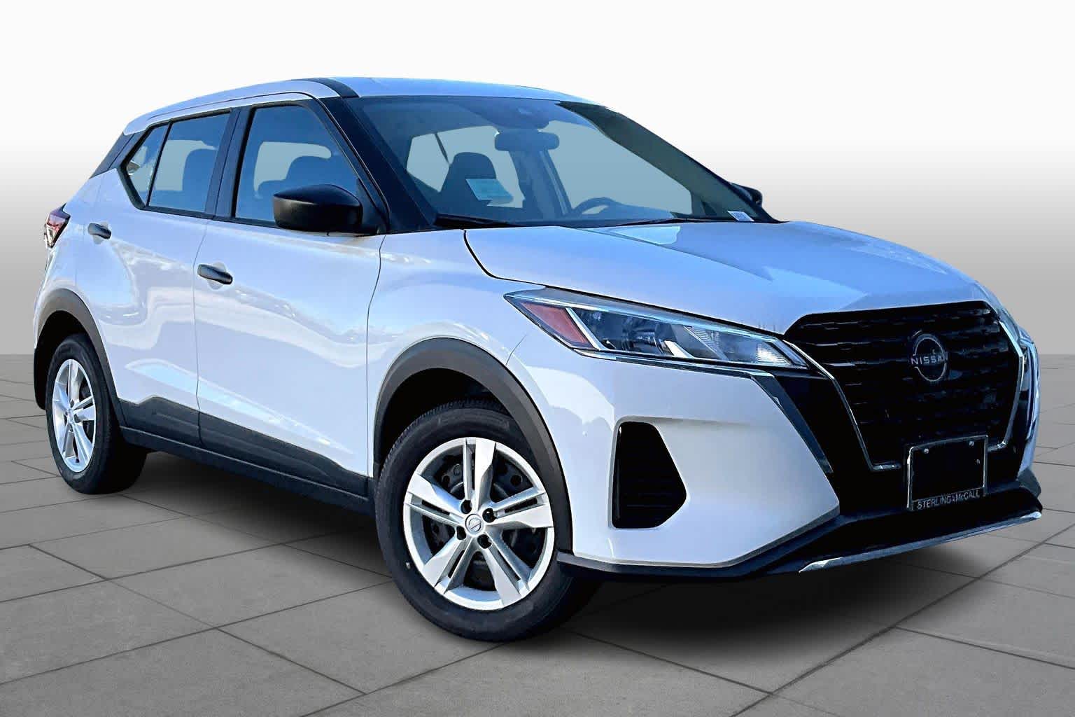 2025 Nissan Kicks Play S Fresh Powder at Sterling McCall Nissan