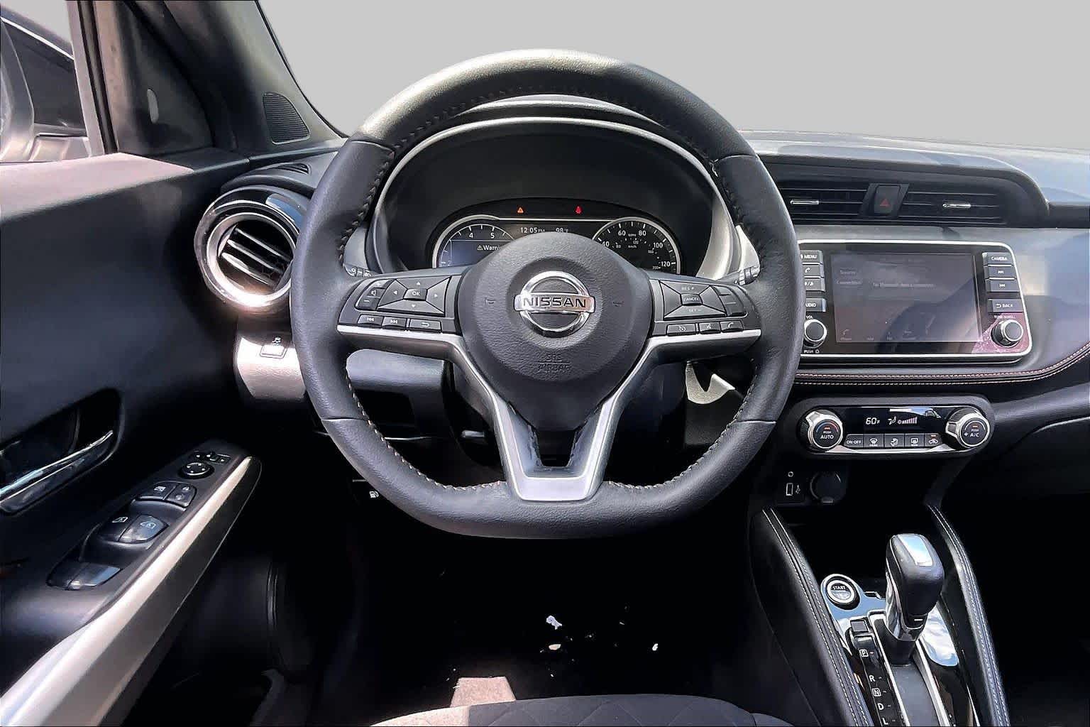 2019 Nissan Kicks SR Aspen White Tricoat at Sterling McCall Nissan