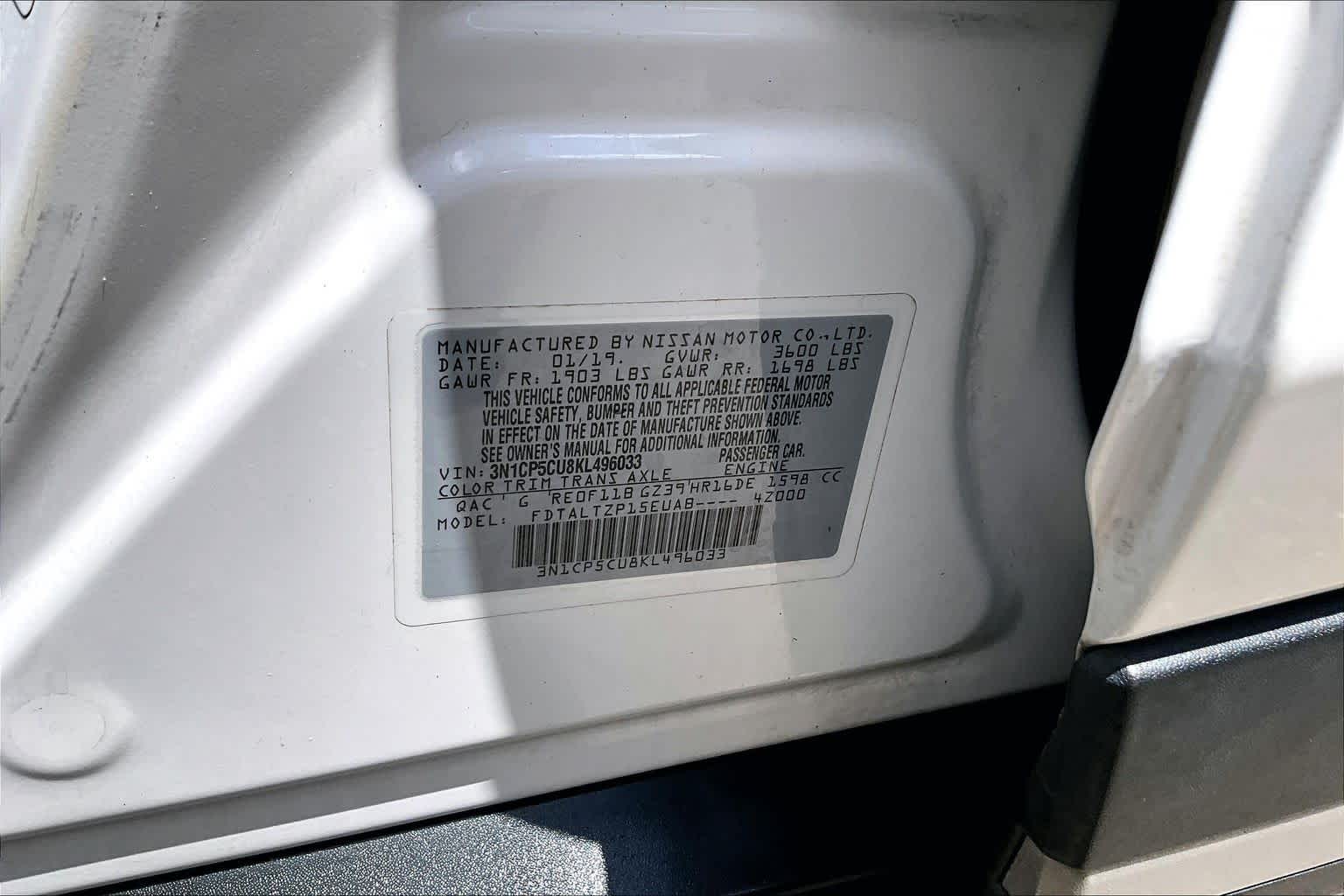 2019 Nissan Kicks SR Aspen White Tricoat at Sterling McCall Nissan