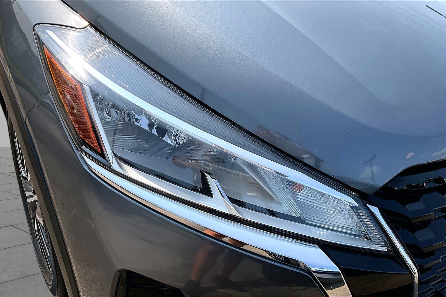 2021 Nissan Kicks SV Gun Metallic at HGreg Houston