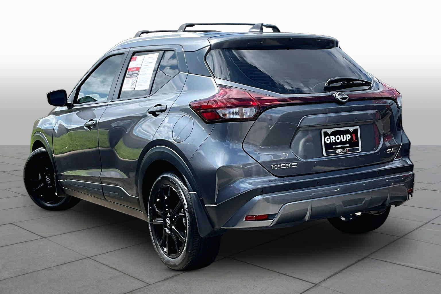 2024 Nissan Kicks SV - 11