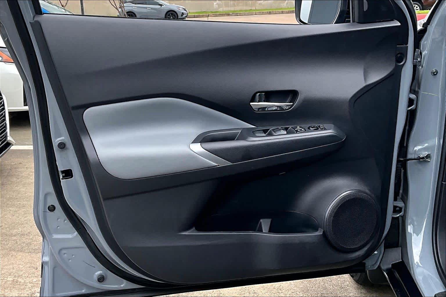 2023 Nissan Kicks SR Boulder Gray Pearl at Group 1 GMC Buick South