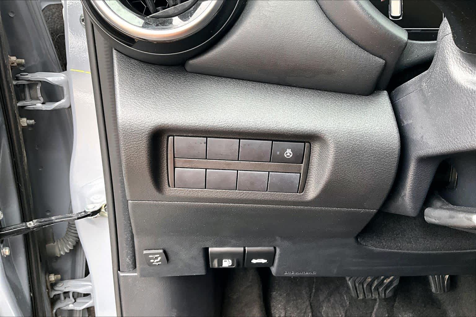2023 Nissan Kicks SR Boulder Gray Pearl at Group 1 GMC Buick South