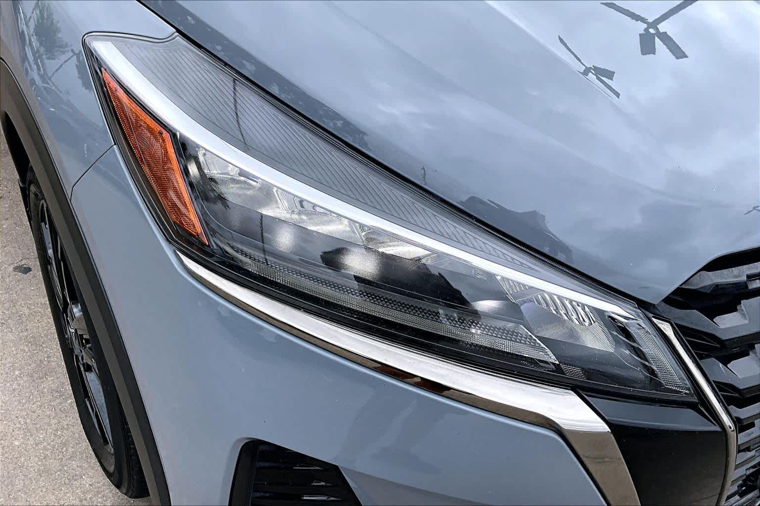 2023 Nissan Kicks SR Boulder Gray Pearl at Group 1 GMC Buick South