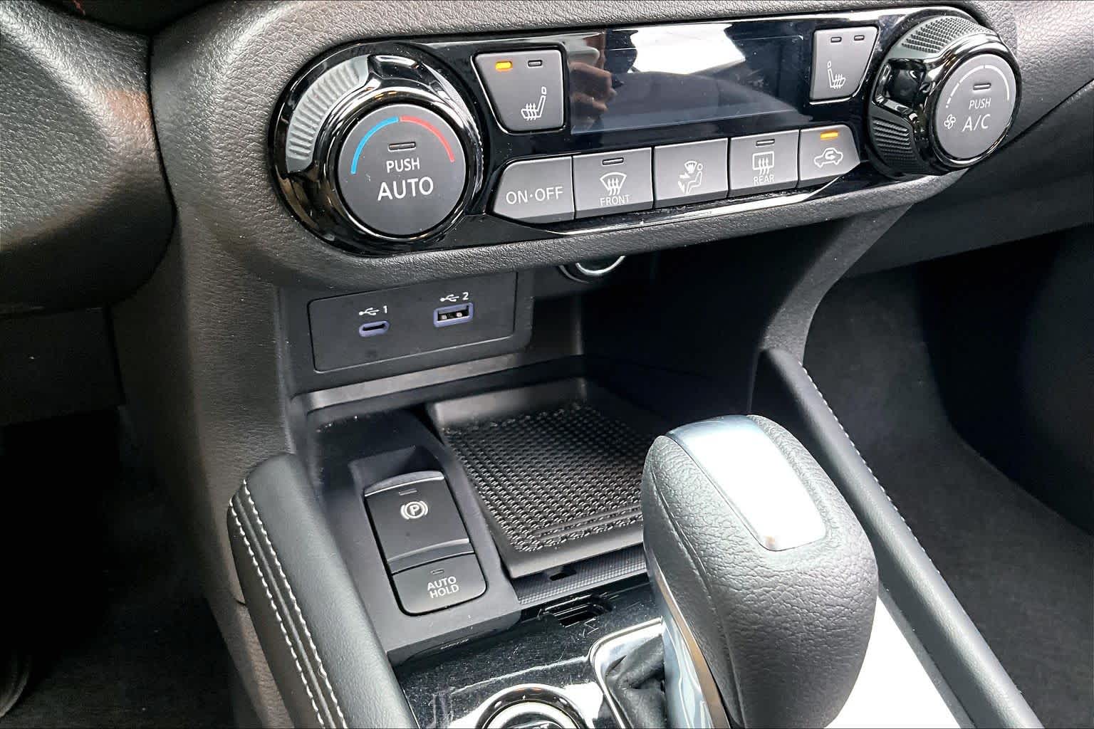 2024 Nissan Kicks SR Scarlet Ember Tintcoat at HGreg Houston