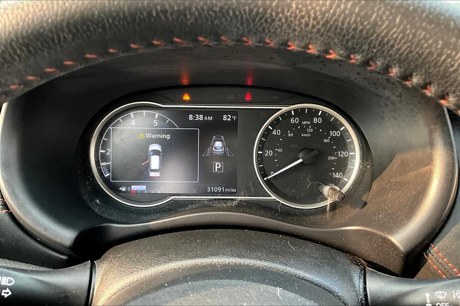 2020 Nissan Kicks SR Aspen White/Super Black at HGreg Houston