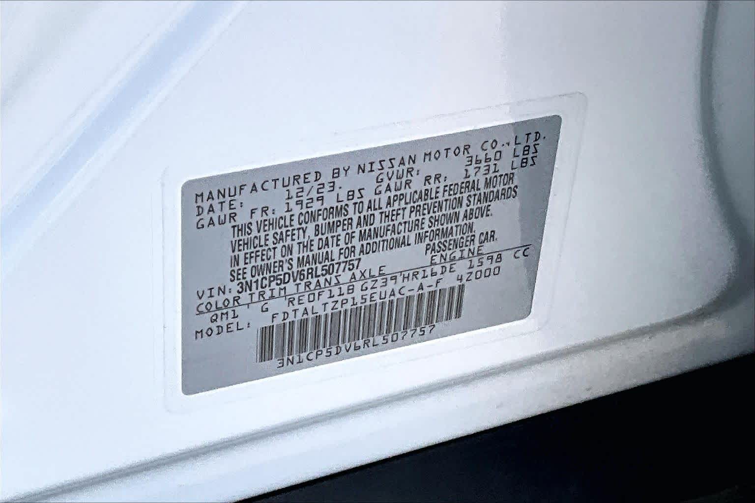 2024 Nissan Kicks SR Fresh Powder at Sterling McCall Nissan